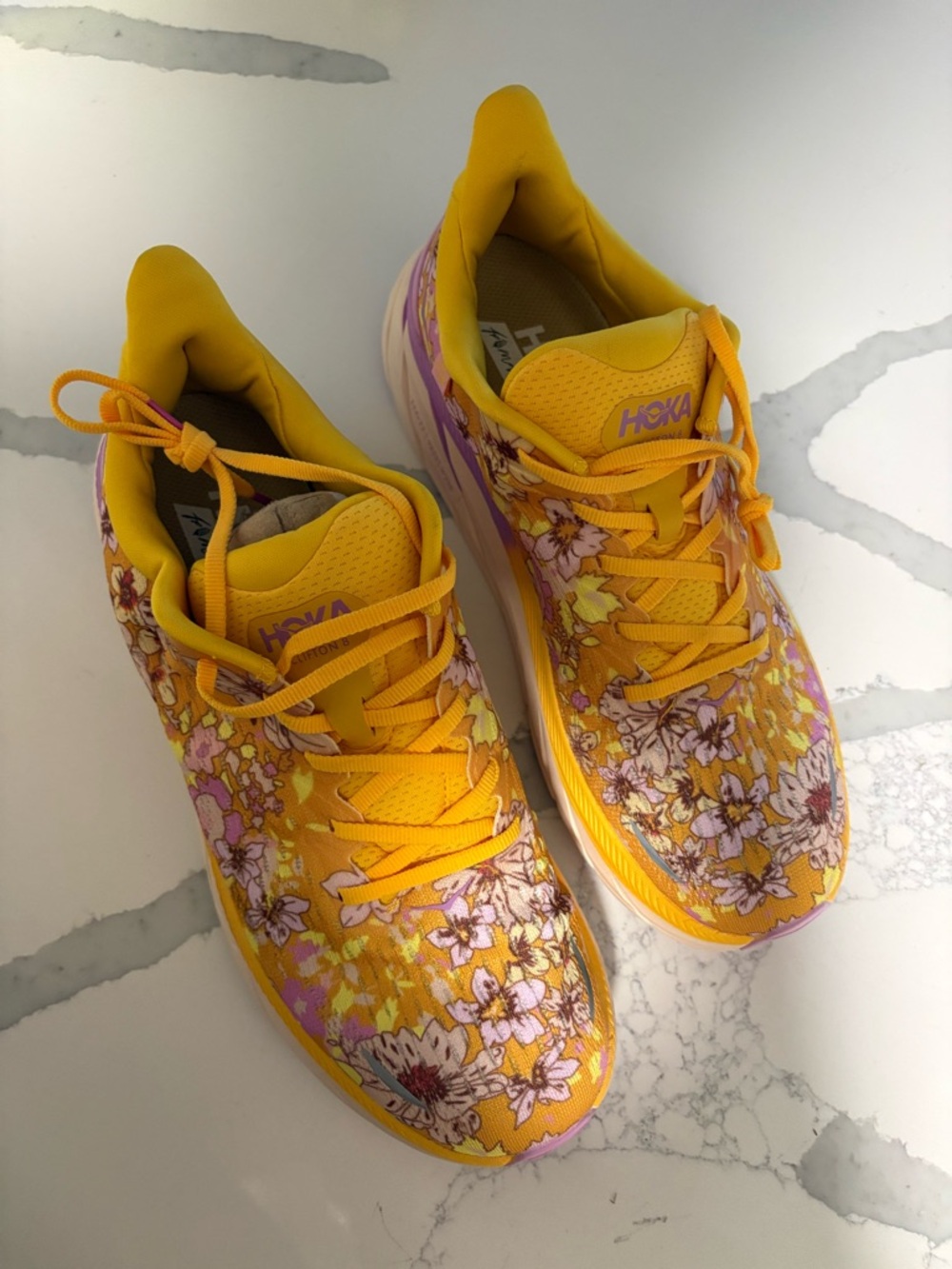 HOKA floral running shoes size 11 wide - Picture 8 of 8